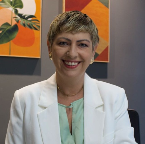 Sara Stempkowski Fagundes — fundadora da EditaisLab
